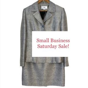 Sale! Was $36 Now $28 Gorgeous Le Suit 2 Piece Skirt Suit Silver Gray Size 8P